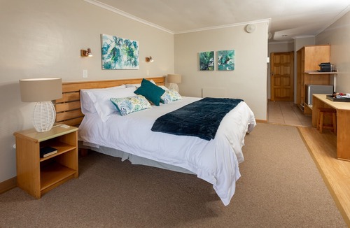 Van Dyks Bay House | Aire del Mar Guest House