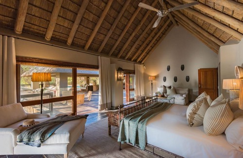 Thorny Bush Game Reserve Villa | Simbavati River Sands