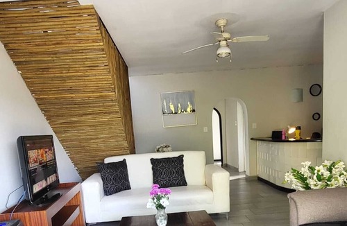 Randpark Ridge House | SKY VIEW GUEST HOUSE RANDPARK IDGE