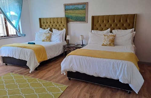 Kraaifontein Hotel | Tuscan Bliss Guest House