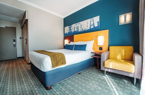 Newcastle Hotel | Blackrock Hotel