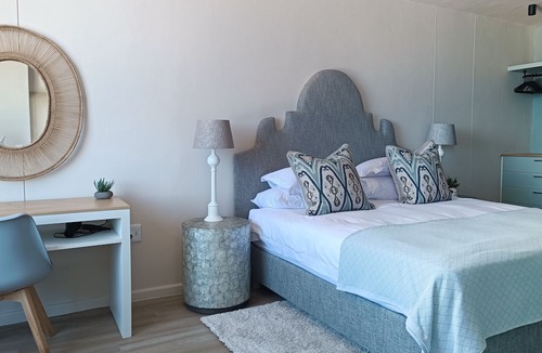 Plettenberg Bay Apartment | Summer Sea