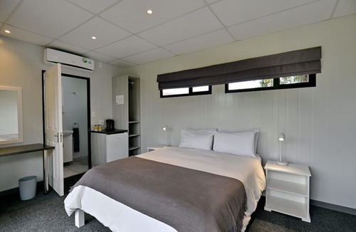 Hazyview Hotel | SleepOver Phabeni Gate