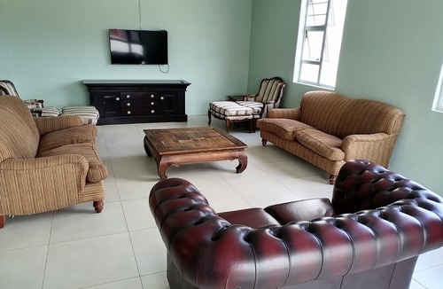 Quigney Beach Bed & Breakfast | Longfellow Lodge