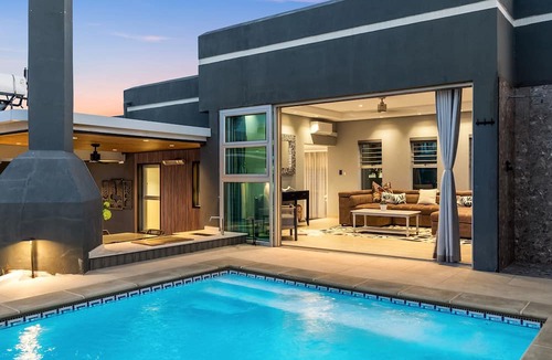 West Beach House | Rancho Relaxo