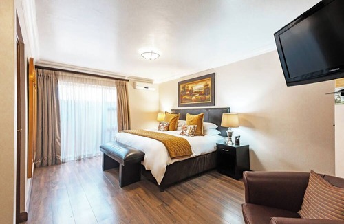 Boksburg House | Sunward Park Guest House & Conference Centre