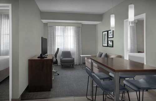 Dania Beach Hotel | Residence Inn by Marriott Fort Lauderdale Airport & Cruise Port