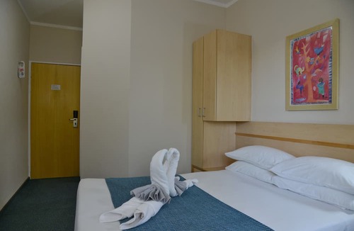 Potchefstroom Hotel | Road Lodge Potchefstroom
