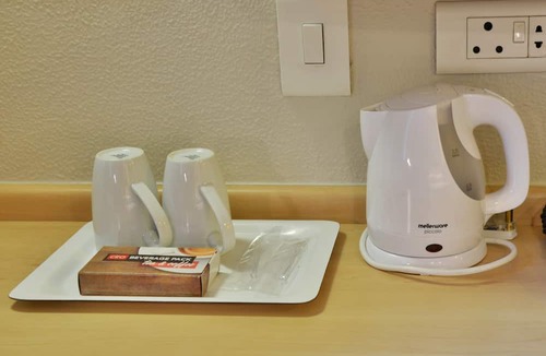 Greater Johannesburg Metropolitan Area Hotel | Road Lodge Southgate