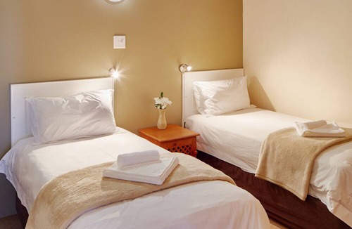 Shaka's Rock Apartment | First Group Chaka Rock Chalets