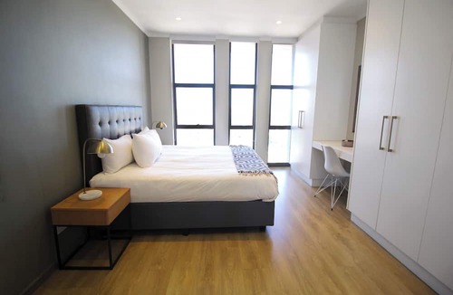 Greater Johannesburg Metropolitan Area Apartment | CGRSA Penthouse Sandton - Masingita Towers