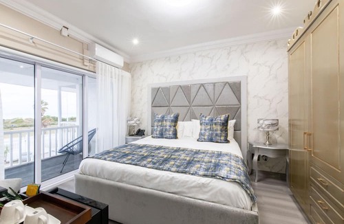 Summerstrand Hotel | Dolphin Bay Boutique Hotel and Spa