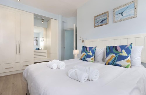 Strand Apartment | Pip's Place