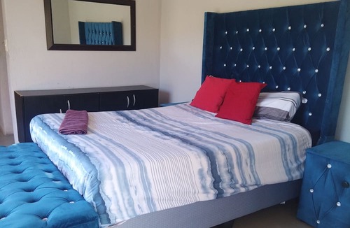 Acornhoek Cabin | Moholoholo lodge