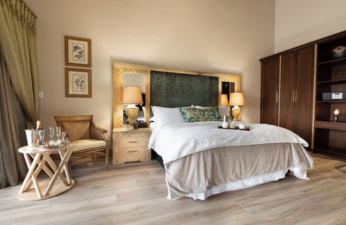 Leeupoort Hotel | Kingfisher Villa