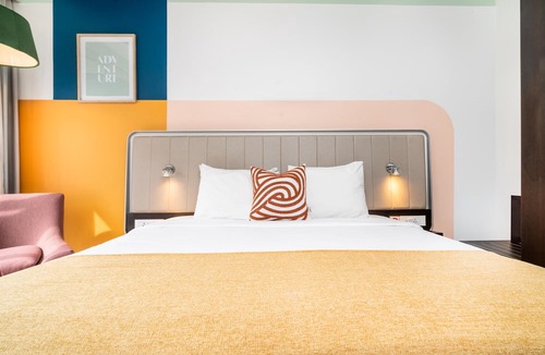Claremont Hotel | Neighbourgood Newlands