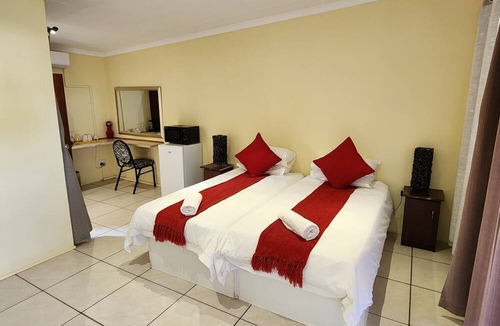 Pofadder Hotel | Pofadder Hotel