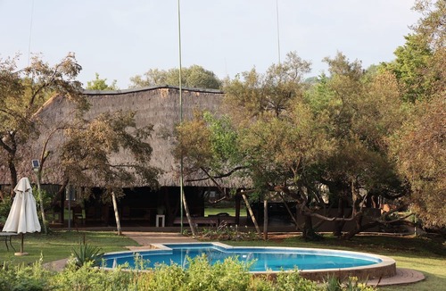 Magaliesberg Cabin | Warthogs Bush Lodge