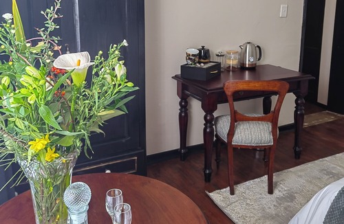 Fouriesburg Hotel | Ing at Sandstone