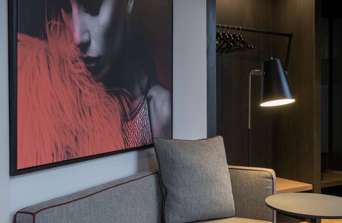 Greater Johannesburg Metropolitan Area Hotel | Radisson RED Hotel, Johannesburg Rosebank