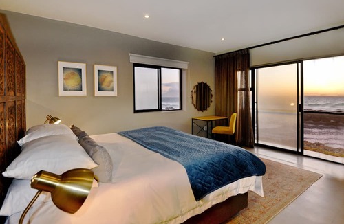 Bloubergstrand Hotel | Belle Maroc