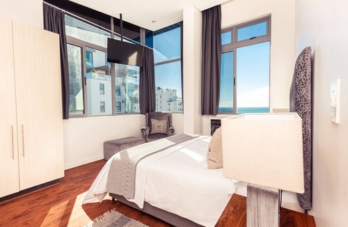 Sea Point Hotel | Newkings Boutique Hotel