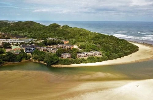 Beacon Bay Hotel | Blue Lagoon Hotel and Conference Centre