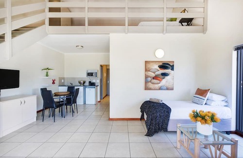 Sea Point Hotel | The Amalfi Boutique