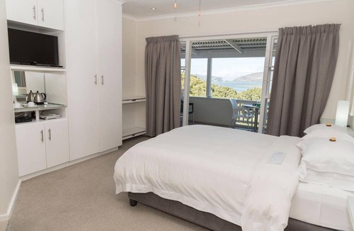 Paradise House | South Villa Guesthouse & Garden
