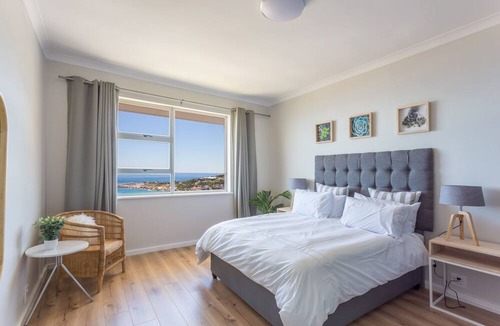 Camps Bay Apartment | Camps Bay Holiday Apartments Unit 16