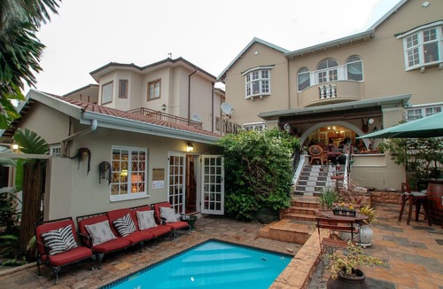 Essenwood Bed & Breakfast | Acorn B&B in Durban