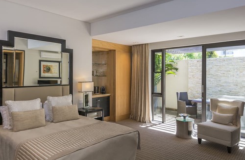 Summerstrand Hotel | No5 Boutique Art Hotel by Mantis