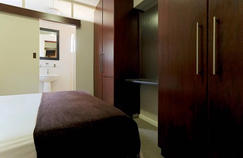 Port Elizabeth Central Hotel | 10 on Cape