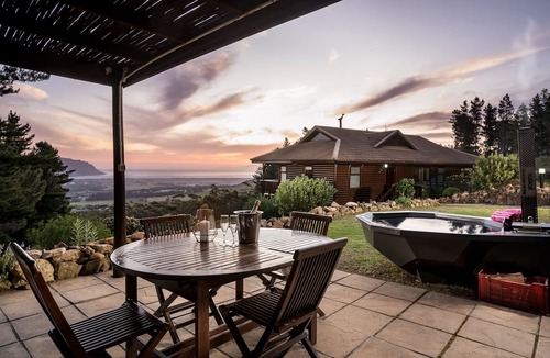 Helderberg Rural House | Lalapanzi Lodge