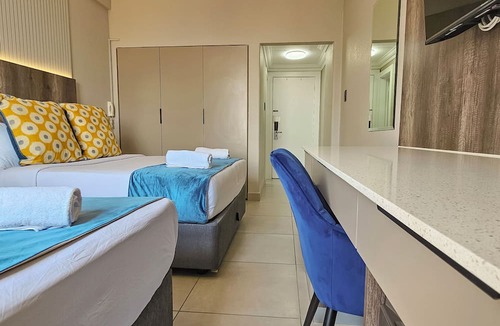 Durban Central Business District Hotel | The Albany Hotel