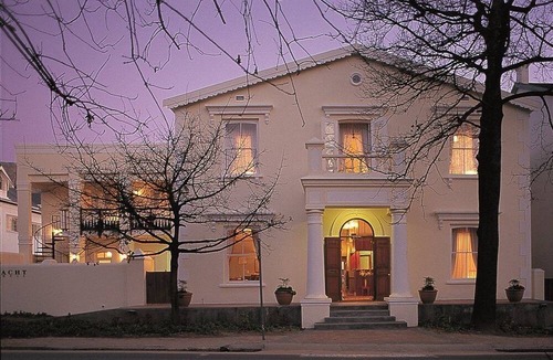 Stellenbosch Central Hotel | Eendracht Hotel