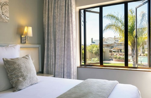 Koelenhof Cabin | Devonvale Golf & Wine Estate