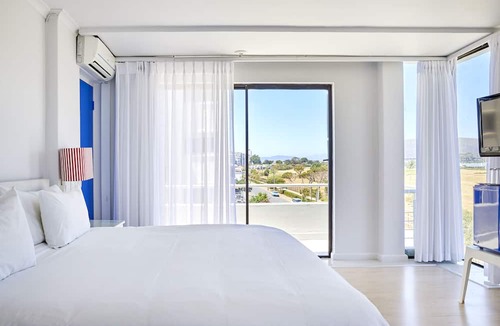 Mouille Point Hotel | La Splendida Hotel by NEWMARK