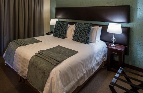 Brandwag Hotel | Villa Bali Luxury Guest House