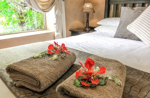 St. Lucia Hotel | Ingwenya Lodge