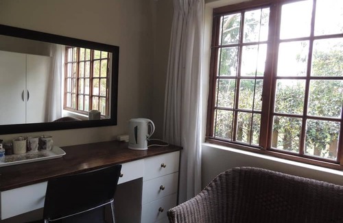 Hillcrest Bed & Breakfast | The Brackens Guest House