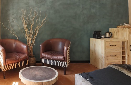 Somerset West House | YEBO Boutique Guesthouse