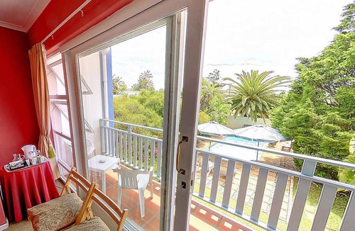 West Beach House | Blue Mountain Guest House