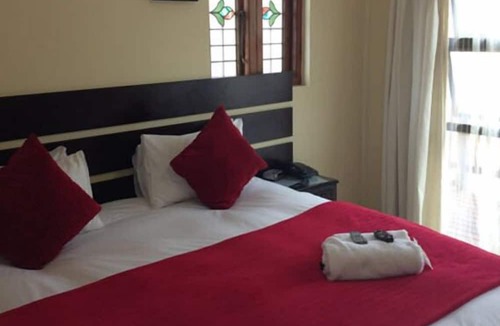 Quigney Beach House | The Holy Hill B&B