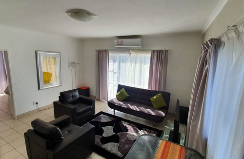 Lakeside Apartment | Tokai Self Catering Apartment