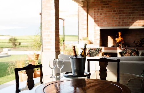 Riebeek Kasteel House | Vineyard Views Country House