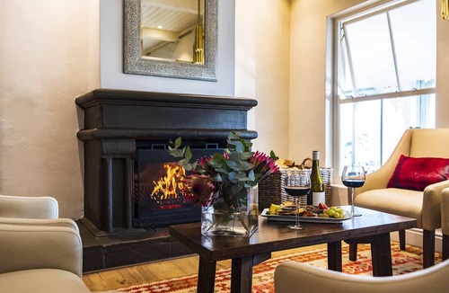 Franschhoek Hotel | La Petite Ferme