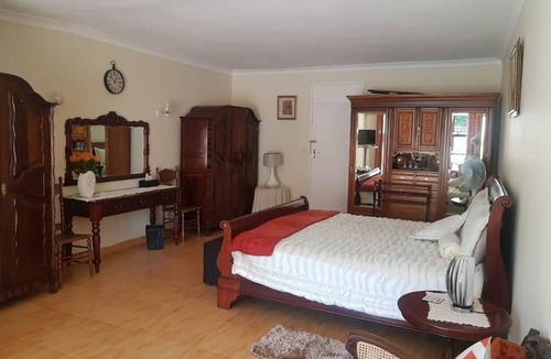 Houghton Estate House | Upper Houghton Guesthouse