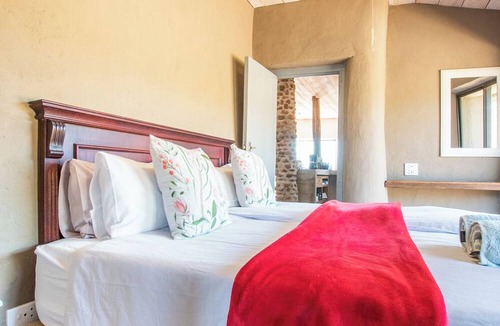 Bot River Cabin | Avani Lodge Private Nature Reserve