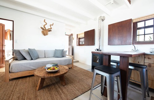 Paternoster House | Gonana Guesthouse